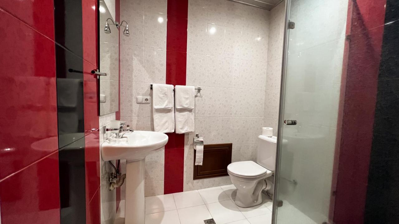 Olympavan Hotel Erivan Dış mekan fotoğraf